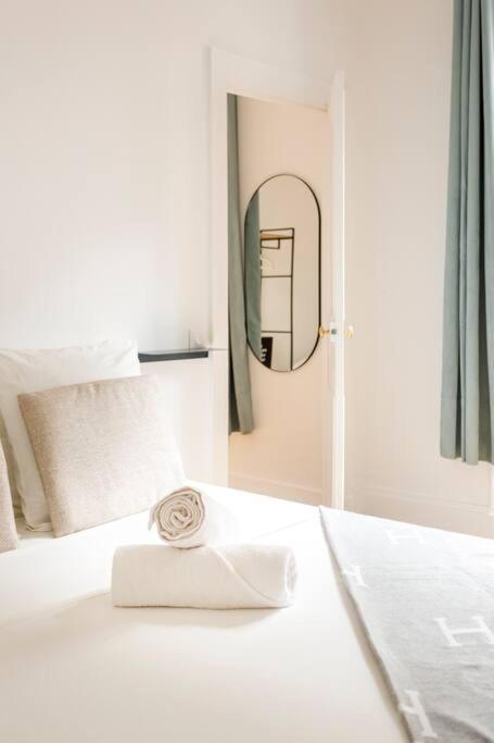 Sleepoo - Paradise 6 Paris Dış mekan fotoğraf